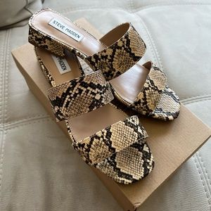 Esteve Madden Jaron Tan Snake woman sandals size 8.5